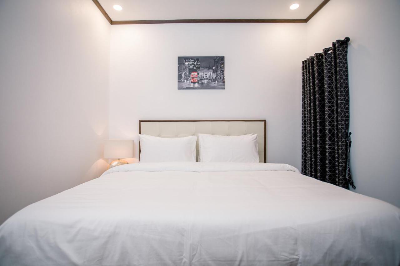Hotel De Thaphae Chiangmai Chiang Mai Esterno foto